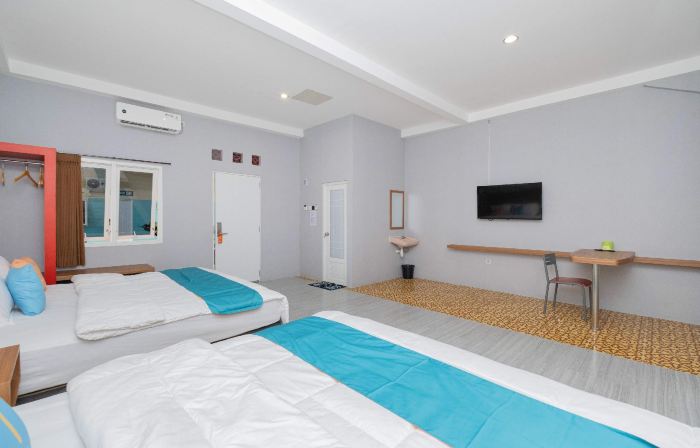 Sans WM Hotel Blitar