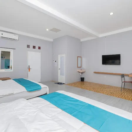 Sans WM Hotel Blitar