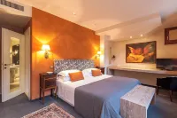 Charming Hotel dei Chiostri Hotels in Borgo Valbelluna