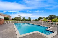 Econo Lodge Waynesboro - Skyline Drive Hotels in Waynesboro