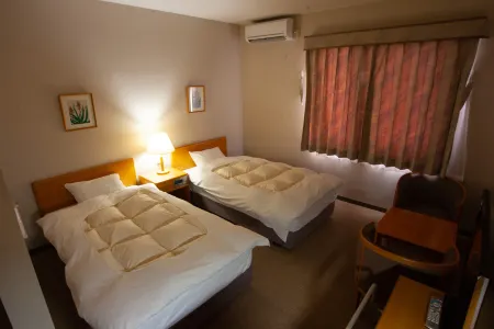 SHIRAKAWA KOGEN COUNTRY CLUB Отели в г. уезд Нисисиракава