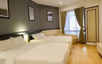 Hotel Moroseneng Các khách sạn ở Kemutug Lor