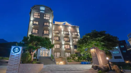H Avenue Geoje - Condos