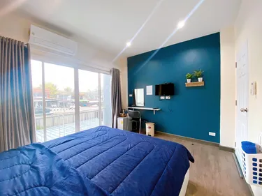 รูปภาพของโฮลี่ลอฟต์