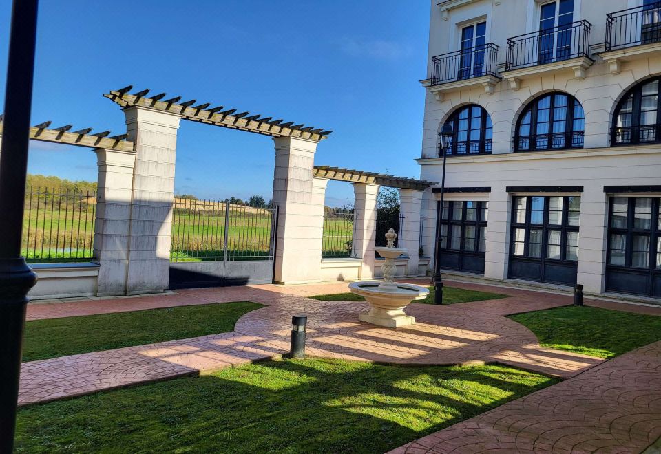 3. 아파트호텔 아다..