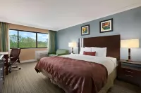 Holiday Inn Long Island - Islip Arpt East Hotels in Yaphank