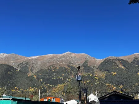 Gostevoy Dom Sosnovy Ray Отели в г. Зеленчукский район