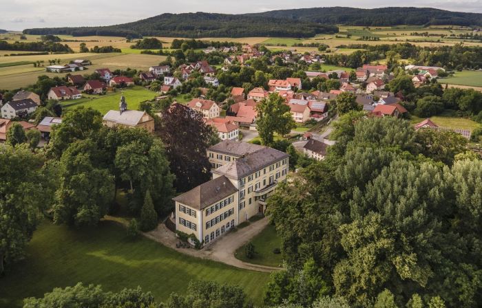 Hotel Schloss Burgellern