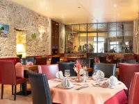 Logis Hotels - Hôtel et Restaurant de la Montagne Noire Hotels in Saissac