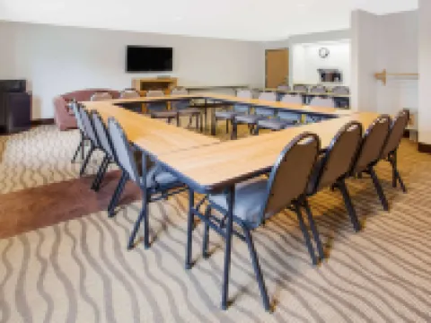 City Express By Marriott Freeport Hotels in Stephenson County