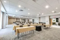 Embassy Suites by Hilton Louisville East