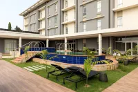 Protea Hotel by Marriott Owerri Select - Pool
