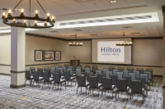 Hilton Cincinnati Airport