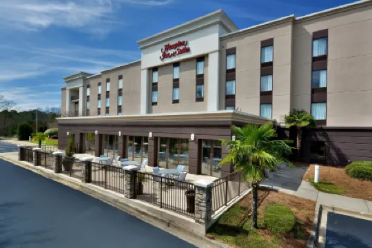 克林頓I-26歡朋套房酒店