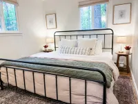 Cozy Cottage in Locust Lake w/ Seasonal Lake Views