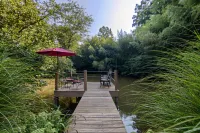 Beautiful Waterside Cabin (2), Great Location, View, 8 Min To Downtown, Biltmore