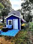 The Loft at Oakland Beach Ask About Off-season Discounts 5 min from Airport. Hotels near Warwick Center for the Arts