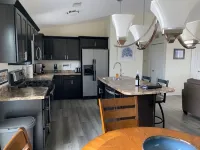 Charming 2-bedroom condo in nice Douglas with Pool