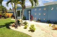 Fully renovated, immaculate 3 full bath, blocks from beach, private pool!