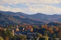 Come see the Great Smoky Mountains.