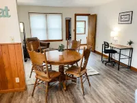 Cozy Home-Close to Lake & Centrally Located! Hotels in Fairmont