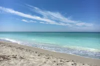 Beautiful Villa in Sarasota Resort-style Community