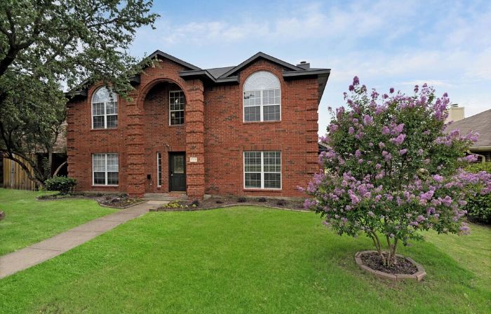Pool retreat 5BA 2.5BA 4 King bed near lake
