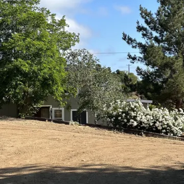 Buckley Farm Casita Отели в г. Менифи