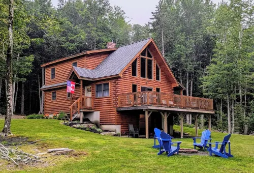 Beautiful Lakeside Log Home Near Acadia National Park - Kayak, Canoe, Swim, Fish - 4-Sterne