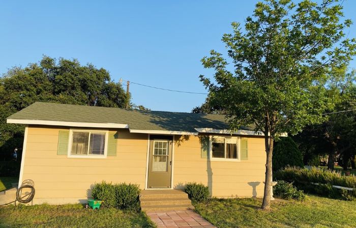 The guest house at Lily Pad Lane