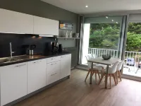 Nice sea view, south facing, Wifi, Parking, 50 m from beach & Thalasso