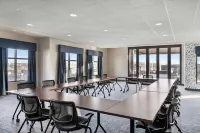 Residence Inn Milwaukee Brookfield at Poplar Creek - Motels