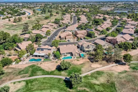 Luxury Golf Course Home, Private Pool, Sleeps 8, Gilbert Arizona