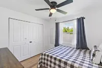 Cozy 2BD Near Ft. Myers Beach