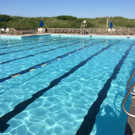 Carolina Cottage-Family Friendly Cottage in the Outer Banks-Community Pool