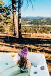 Sunflower Cabin- Mountain Views- Hot Tub - Gym