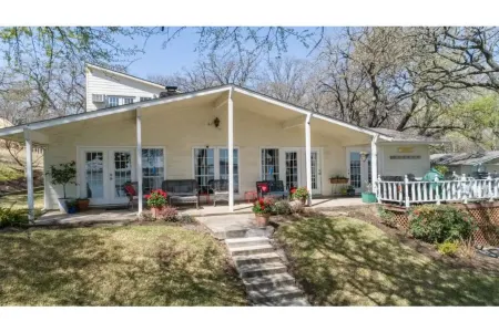 Fam Friendly Eagle Mt. Lakehouse, Waterfront