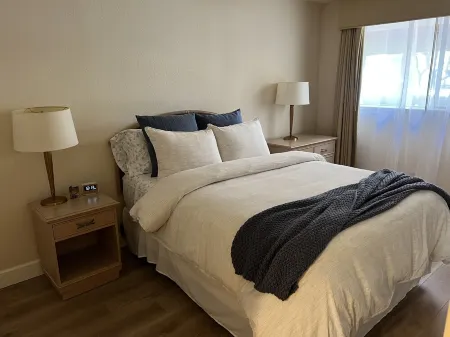 Superb 1-Bedroom Beach Condo at Seascape Beach Resort in Aptos, CA