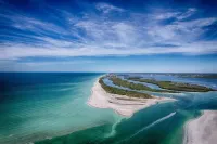 SW Florida close to beach.   HEATED SALT WATER POOL