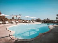 The Cherry Tree, sea view relaxation with pool Hotels in Fermo
