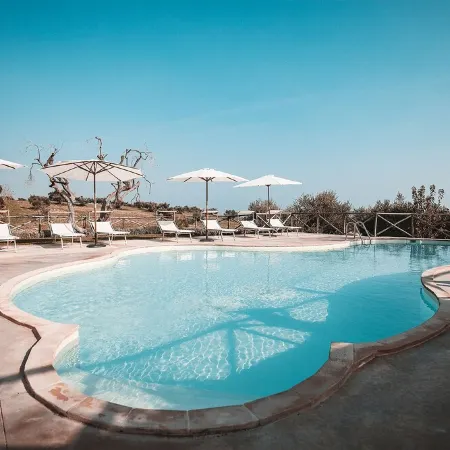 The Cherry Tree, sea view relaxation with pool