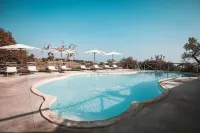 The Cherry Tree, sea view relaxation with pool