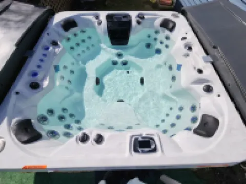 Beachfront w/ Hot Tub, Sauna, Pool, Fire pits, Grill & Panoramic Views Hotels in Somerset