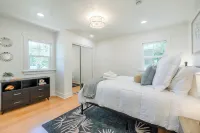 Modern, Fully Renovated Home with Mountain Views & Private Backyard with Patio