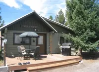 Cozy Cabin Just Minutes from Yellowstone. Book Now for Your Summer Stay!
