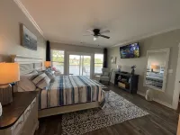 Stunning New Lake Hamilton Condo Lake front on 7 South 🐟 🛶🎣
