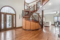 Not Available since 2022, Unable to Reach Vrbo, Contact Hiddenpondsrvresort?