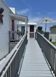 Little Cottage Near the Sea!
