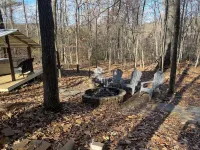 Cabin - secluded and Guntersville Lake w/hot tub and fire pit Hotels in Marshall County