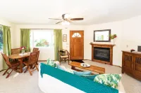 Ama'u Lani Cottage minutes from Volcano Village & Hawaii Volcanoes National Park